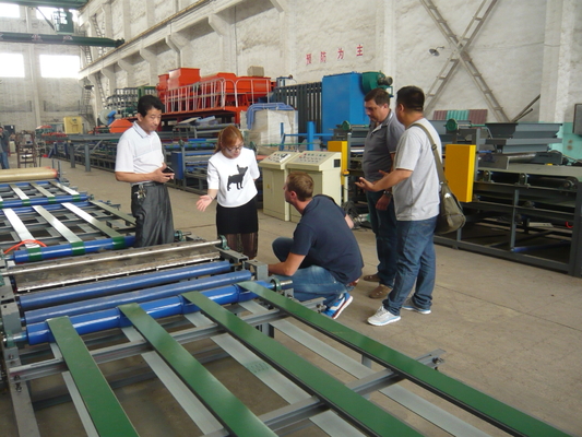 Stahlbeschaffenheits-Innenfach-Baumaterial, das Maschinerie 1cm - 15cm Stärke herstellt