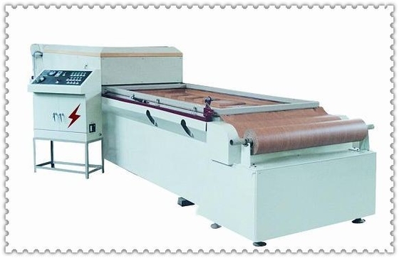Kompakte Struktur Automatisierung Steuerung Vakuum Formmaschine für Kunststoff Absorptionsplatte