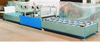 Multifunktionale Vakuumformmaschine mit Vakuum-Negativ-/Positivdrucktechnologie