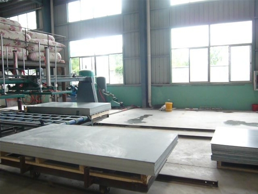 Halbautomatische Filterpressmaschine mit hydraulisch-pneumatischem System