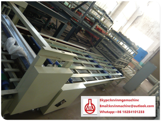 Automatische Vakuumformmaschine mit Klebeverbreitung, Überlagerung und Trocknung