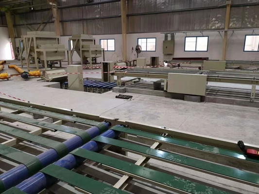 Produktion von langlebigen Faserzementplatten mit Schalldämmung ≥ 45 dB bereit zum Versand