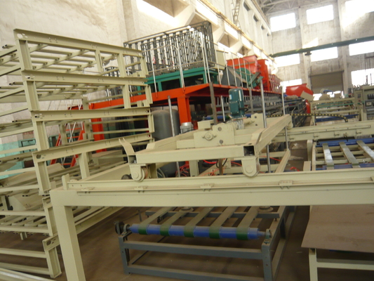 Feuerbeständige Magnesiumoxidplattenmaschine mit einer Produktionskapazität von 2 bis 20 Mio. m2/Jahr
