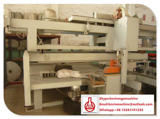 Faser-Zement-Sandwichwand-Deckungs-Blechumformungs-Maschine mit Doppelscheibe-Verdrängungstechnologie